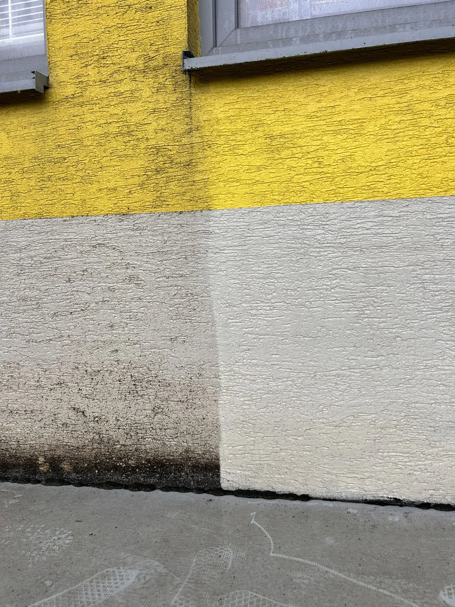 Čistenie fasády - pred a po fotografii 1