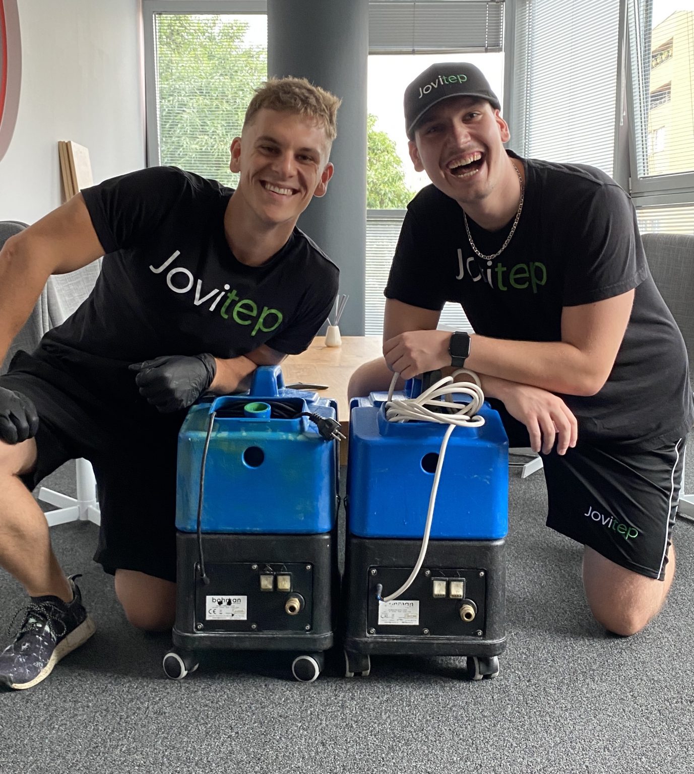 Kontaktujte Jovitep - profesionálne tepovacie služby